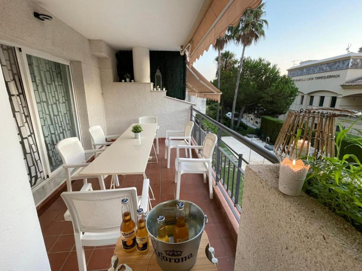 Amazing Apartment For Families Up To 6 Persons Benalmádena Exterior photo